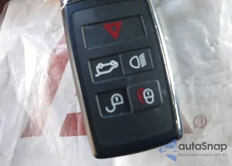 2024 Land Rover Defender 110 P300 z USA, uszkodzony, nr VIN SALEJ7EX6R2283791